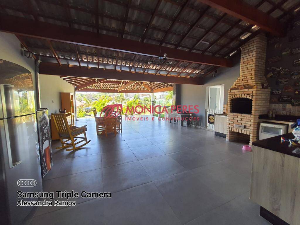 Casa, 4 quartos, 240 m² - Foto 12