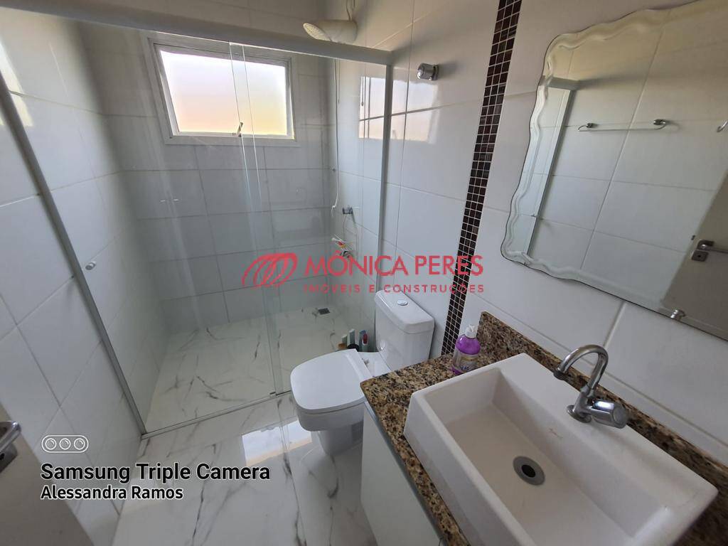 Casa, 4 quartos, 240 m² - Foto 28