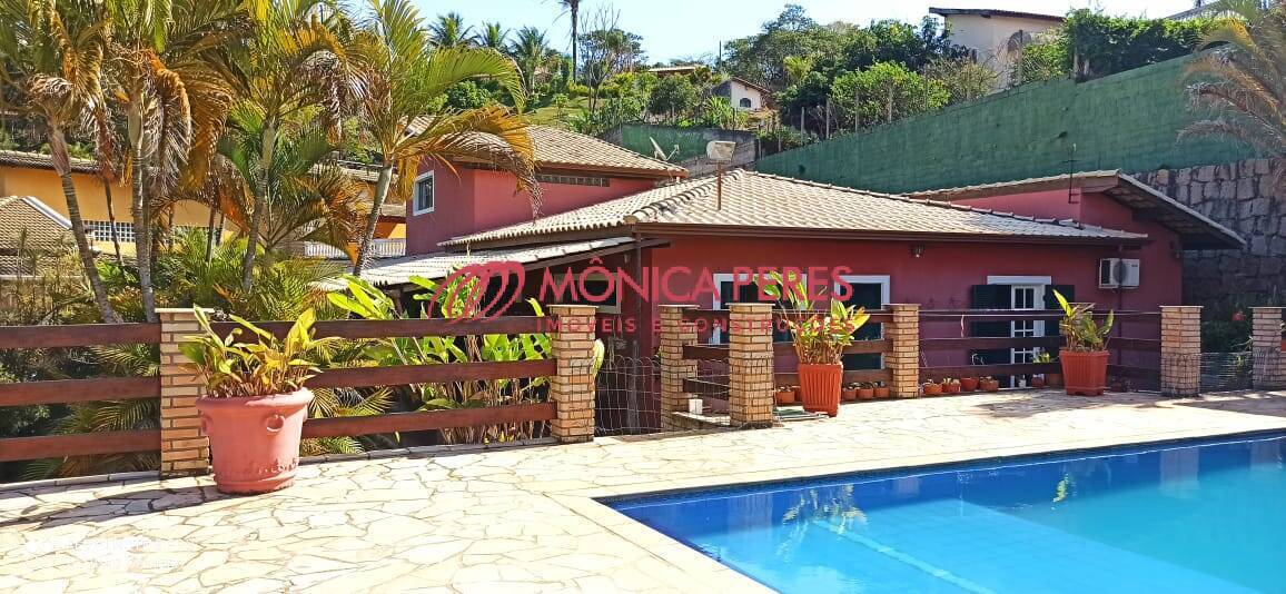 Chácara, 3 quartos, 1316 m² - Foto 1