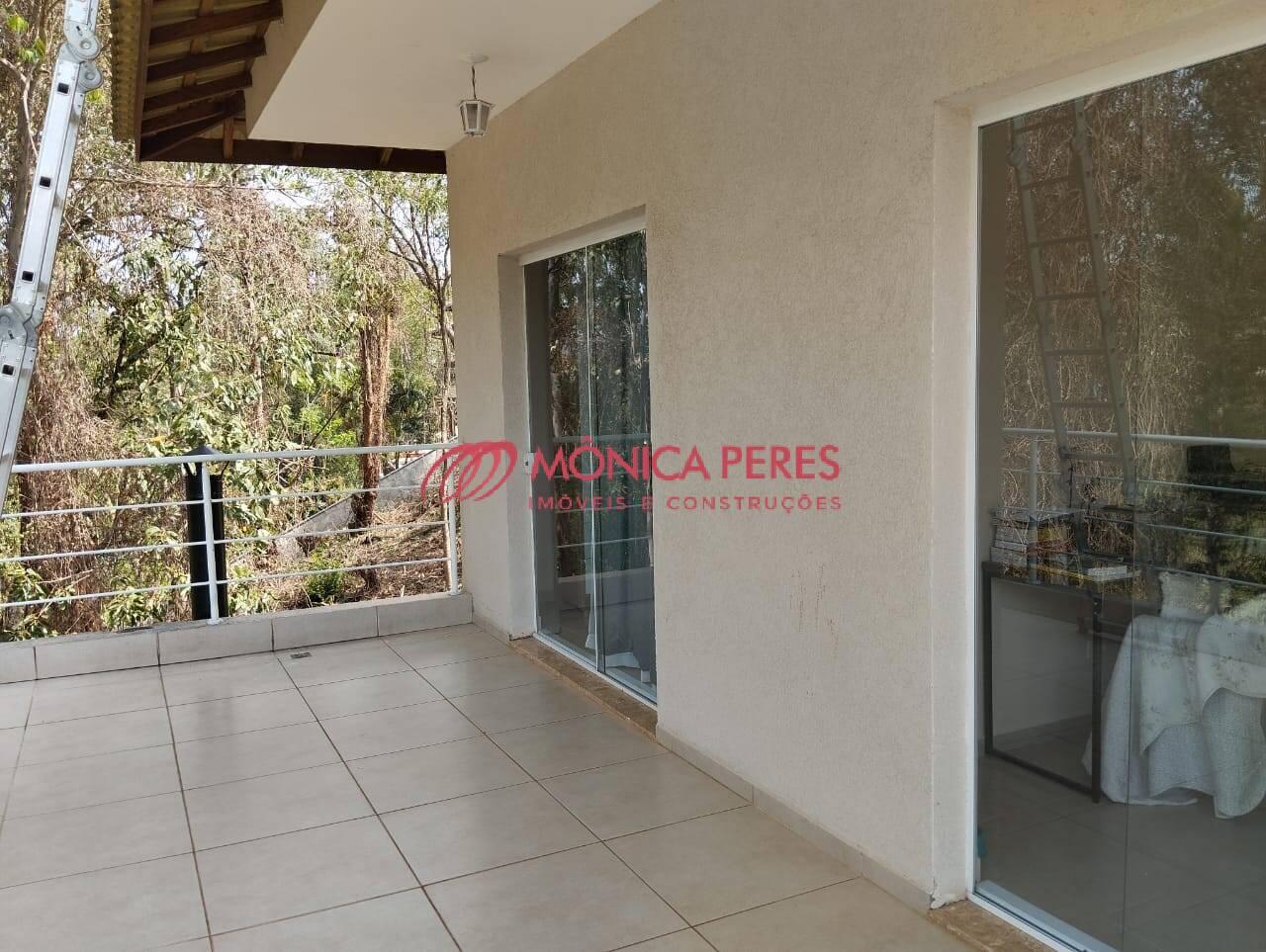 Casa, 4 quartos, 250 m² - Foto 4