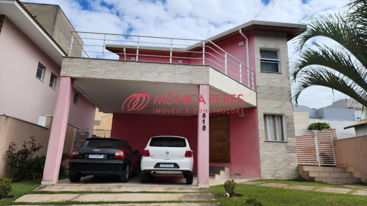 Casa, 3 quartos, 296 m² - Foto 1