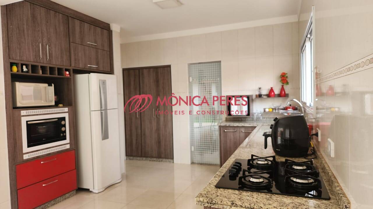 Casa, 3 quartos, 296 m² - Foto 34