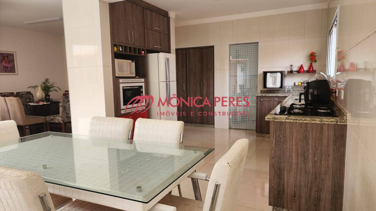 Casa, 3 quartos, 296 m² - Foto 31