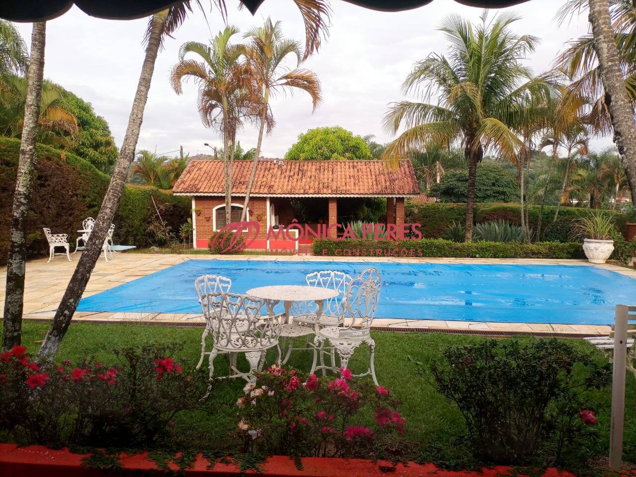 Casa, 3 quartos, 273 m² - Foto 1