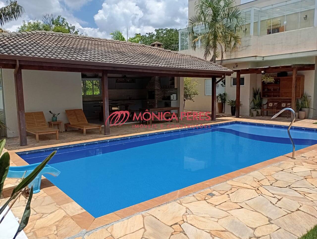 Casa, 3 quartos, 250 m² - Foto 2