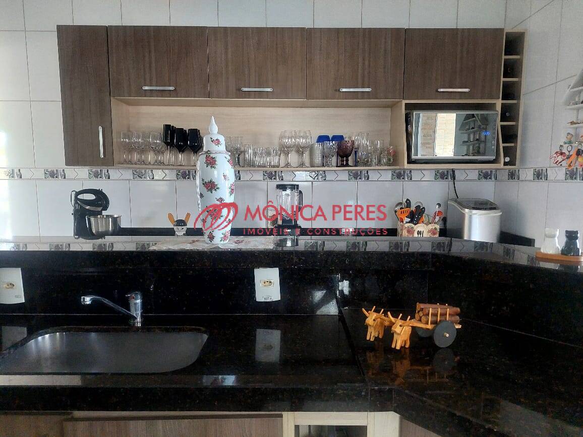 Casa, 4 quartos, 240 m² - Foto 16