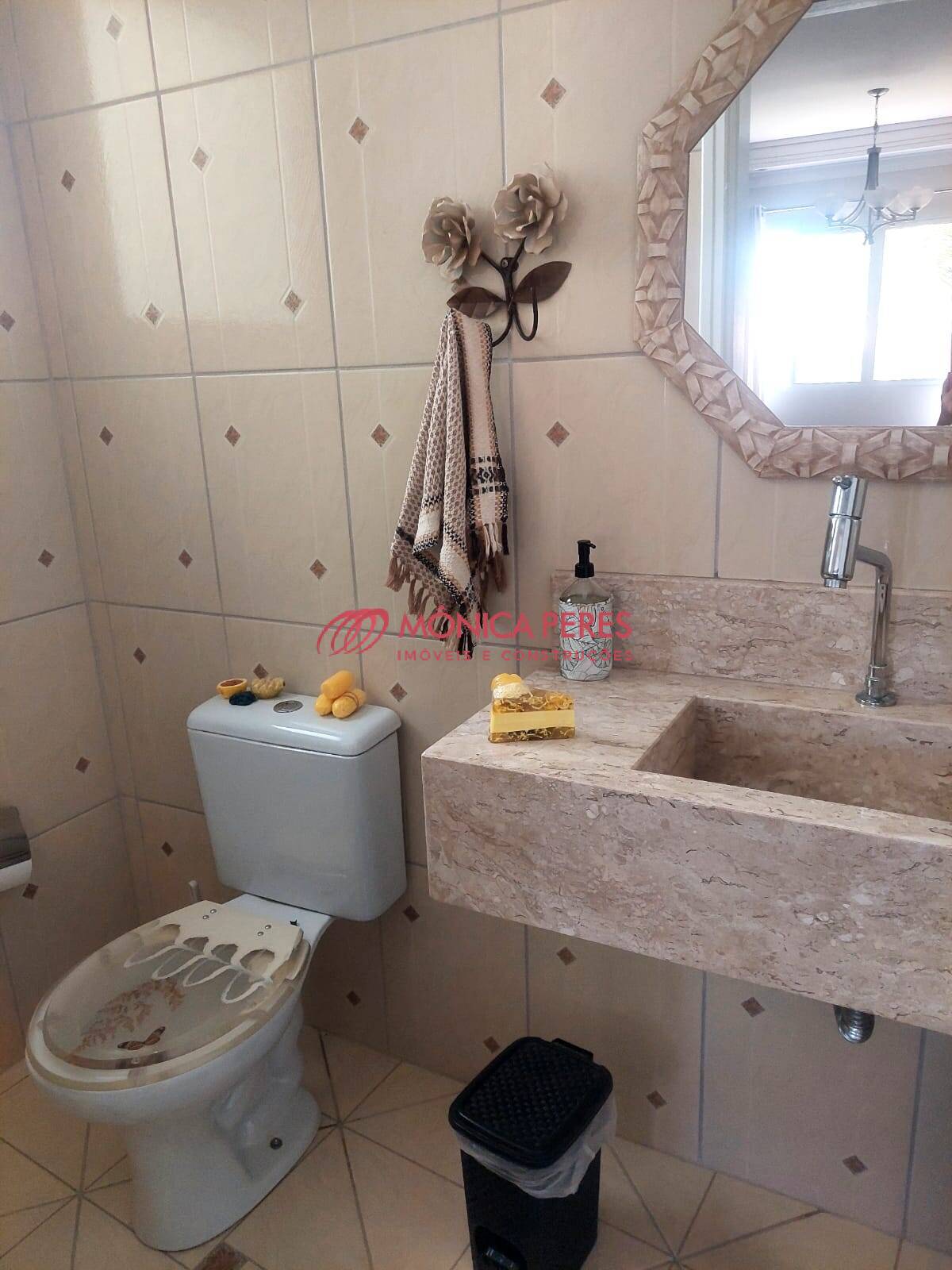 Casa, 4 quartos, 240 m² - Foto 19