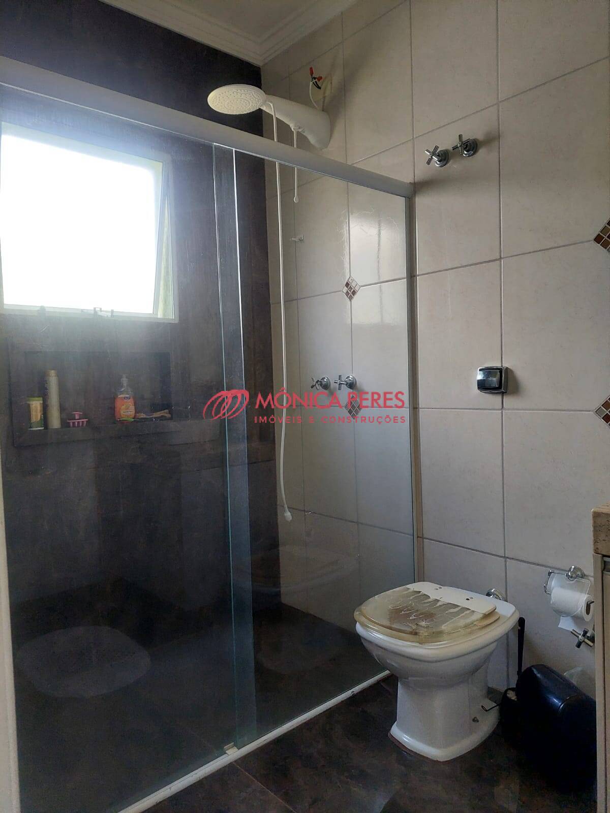 Casa, 4 quartos, 240 m² - Foto 29