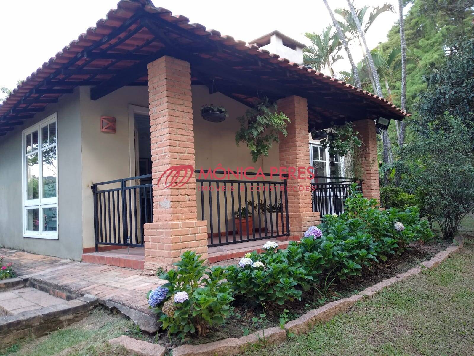 Casa à venda com 6 quartos, 380m² - Foto 3