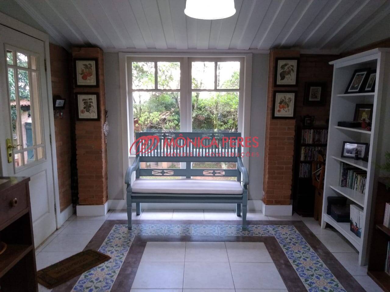 Casa à venda com 6 quartos, 380m² - Foto 4