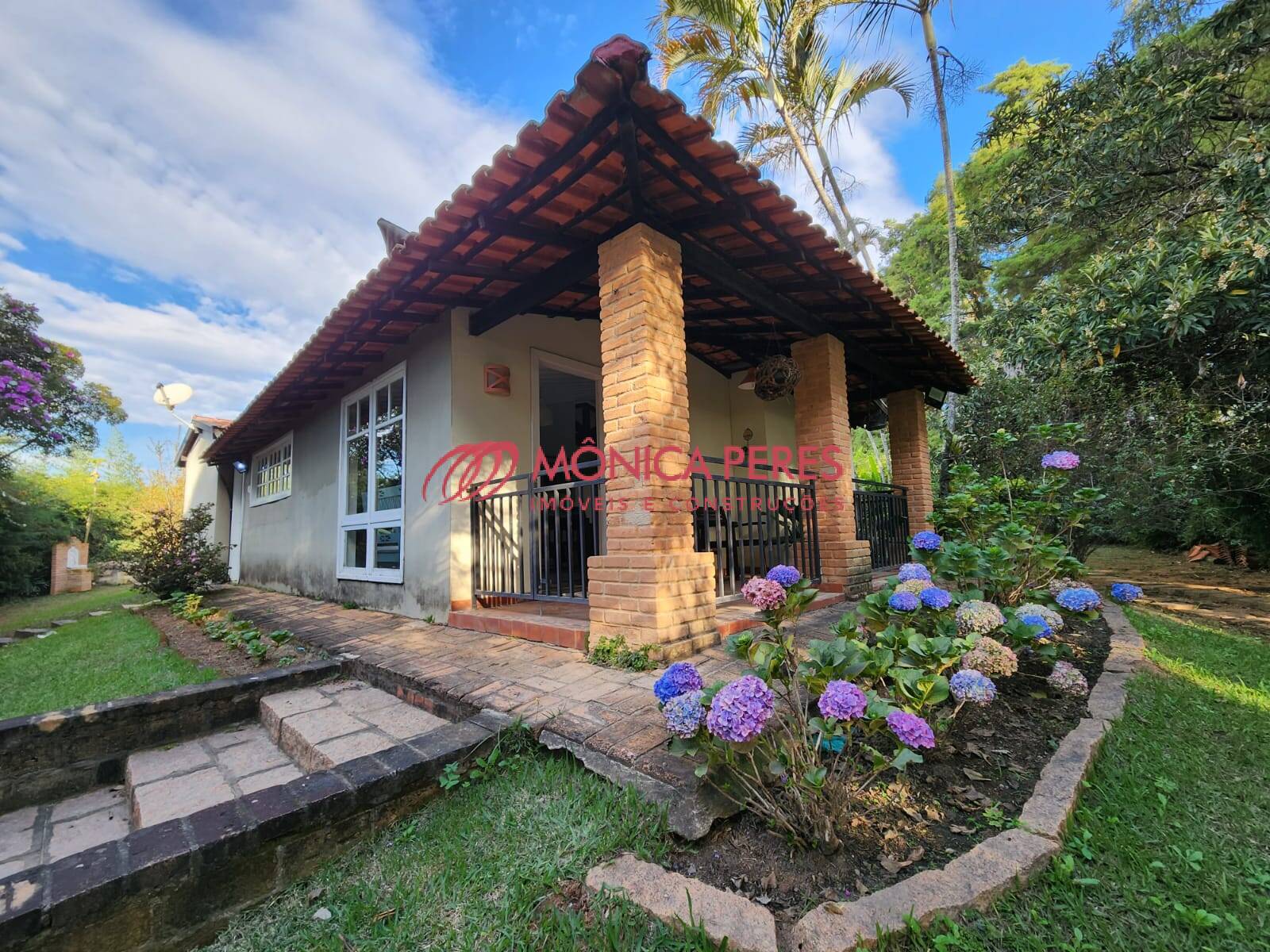 Casa à venda com 6 quartos, 380m² - Foto 10