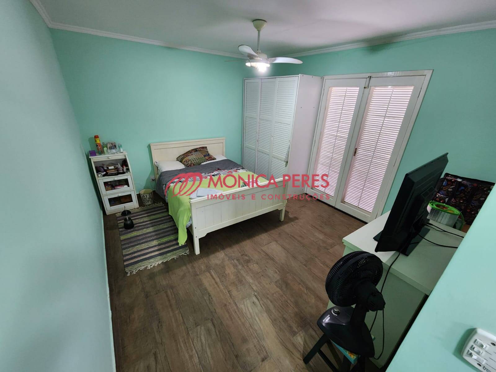 Casa à venda com 6 quartos, 380m² - Foto 17