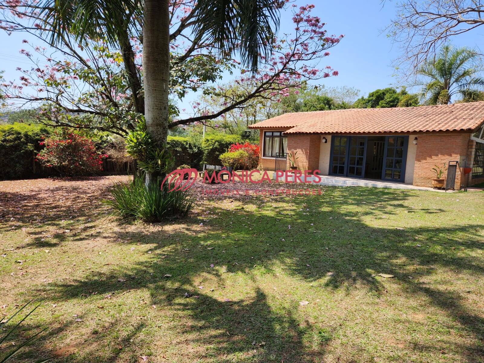 Casa à venda com 6 quartos, 380m² - Foto 23
