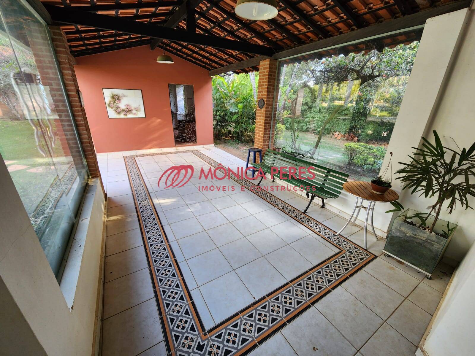 Casa à venda com 6 quartos, 380m² - Foto 28