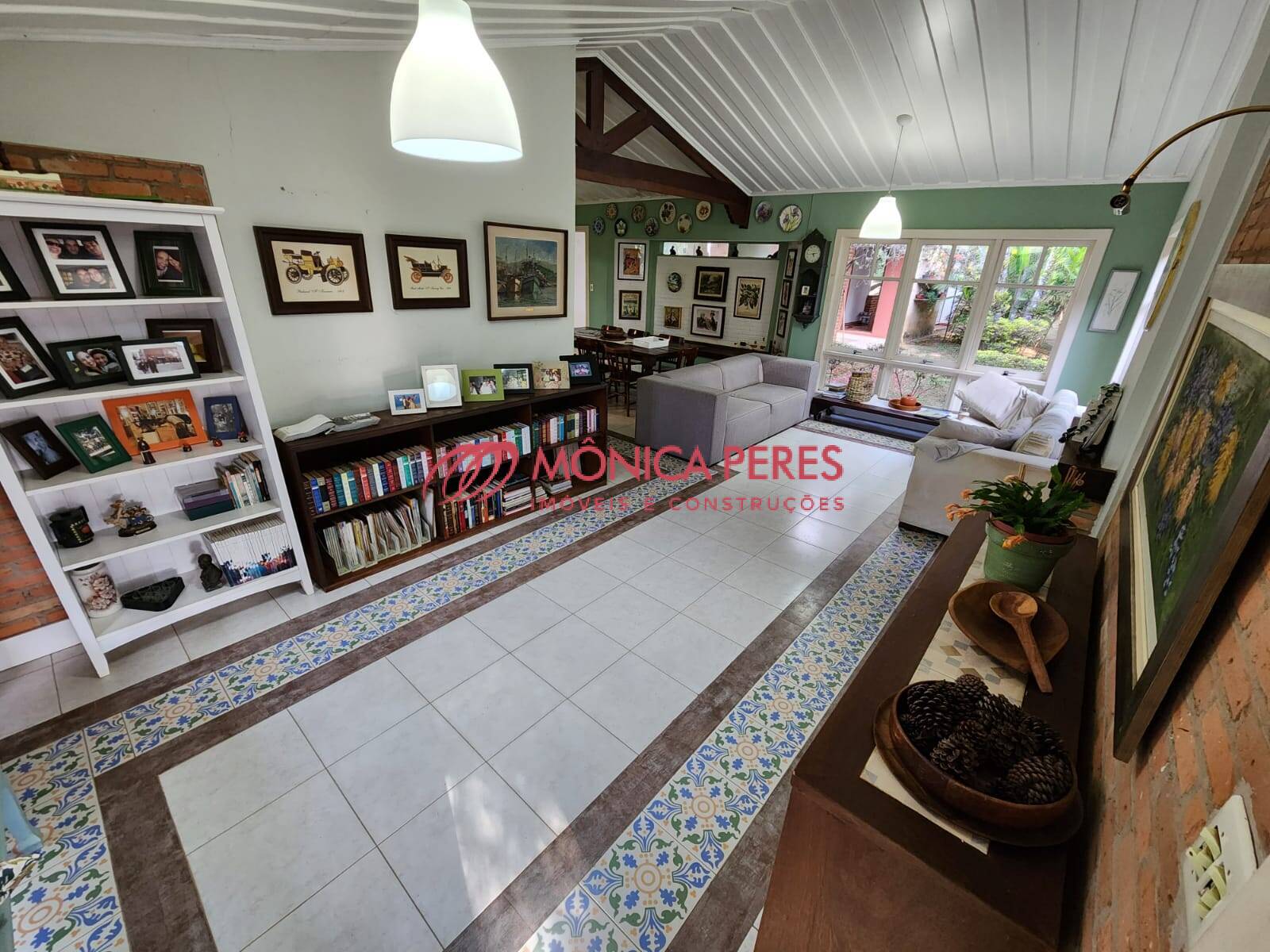 Casa à venda com 6 quartos, 380m² - Foto 32