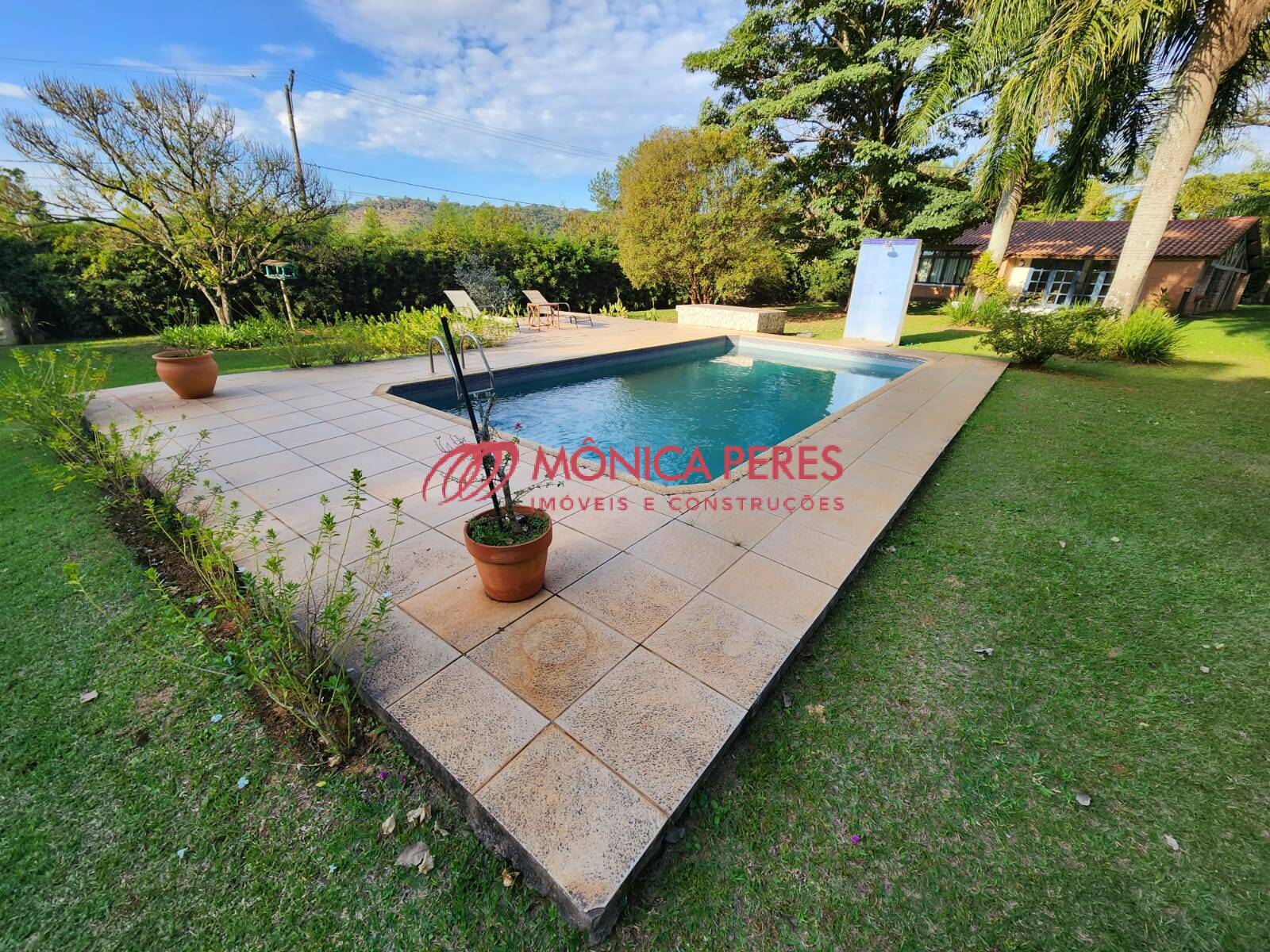 Casa à venda com 6 quartos, 380m² - Foto 33