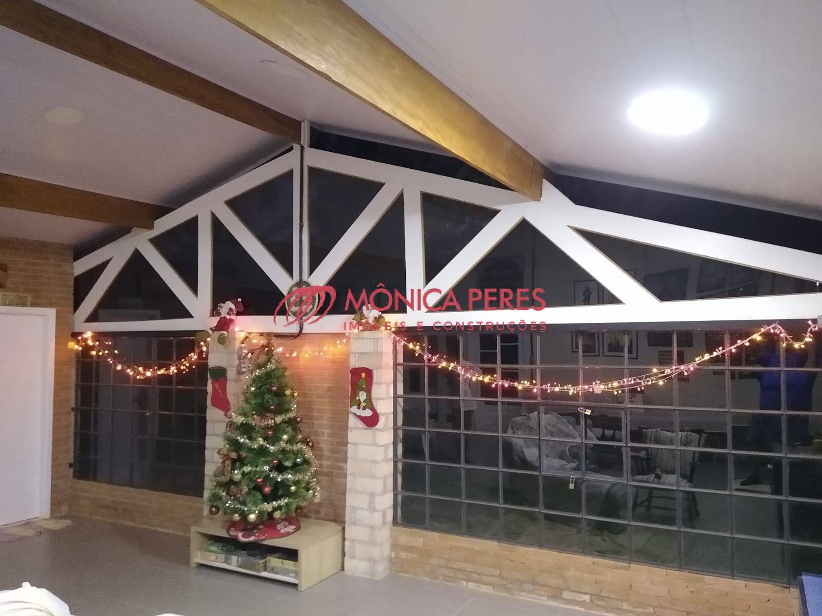 Casa à venda com 6 quartos, 380m² - Foto 36