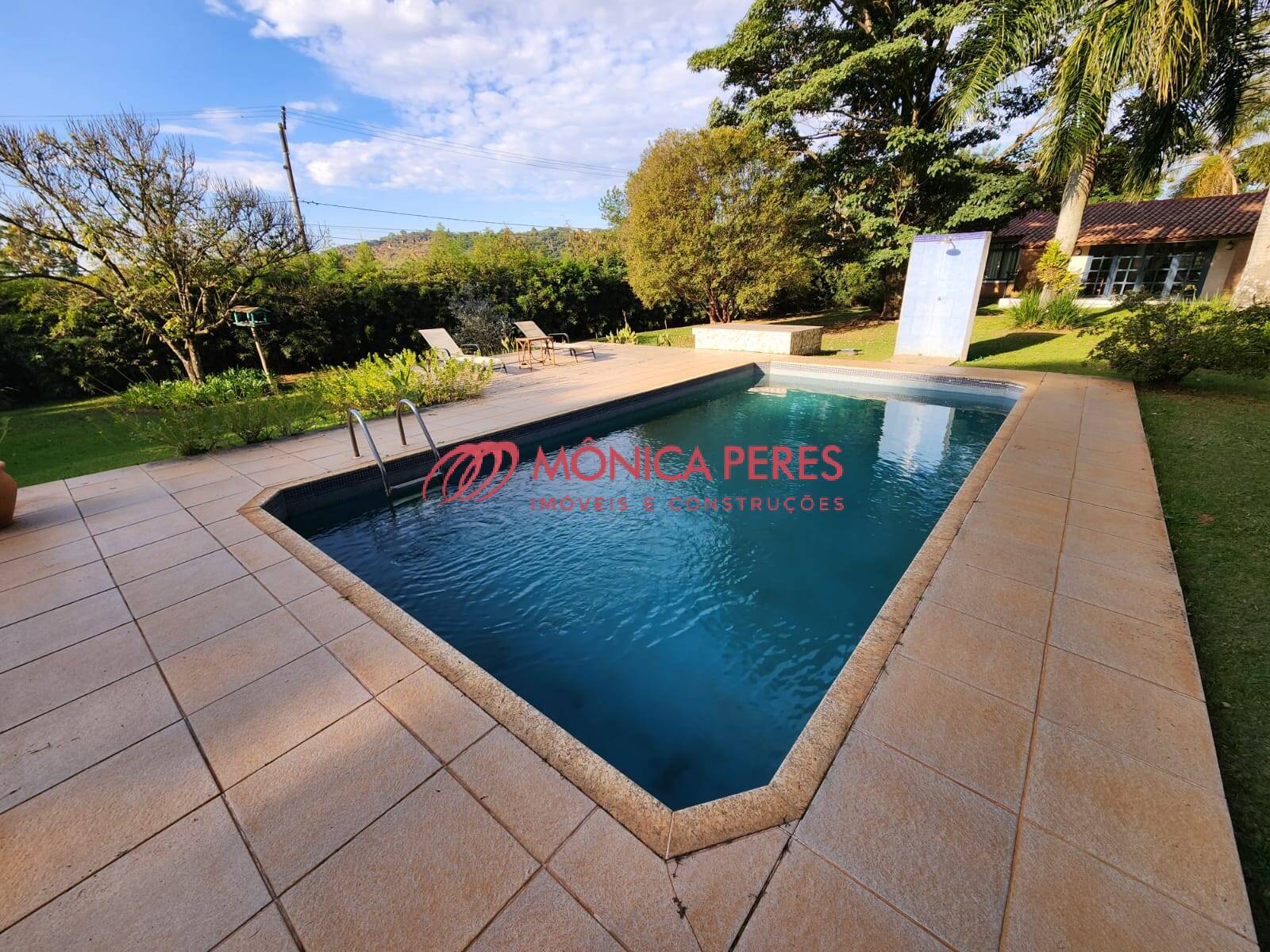 Casa à venda com 6 quartos, 380m² - Foto 40