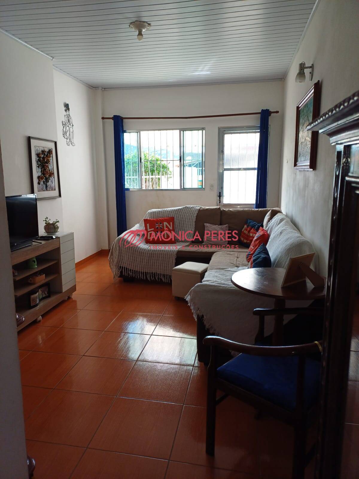 Casa, 4 quartos, 156 m² - Foto 1