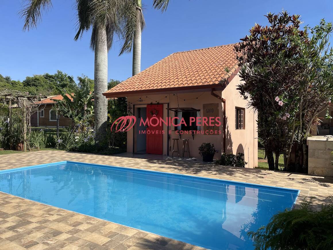 Casa, 4 quartos, 200 m² - Foto 1