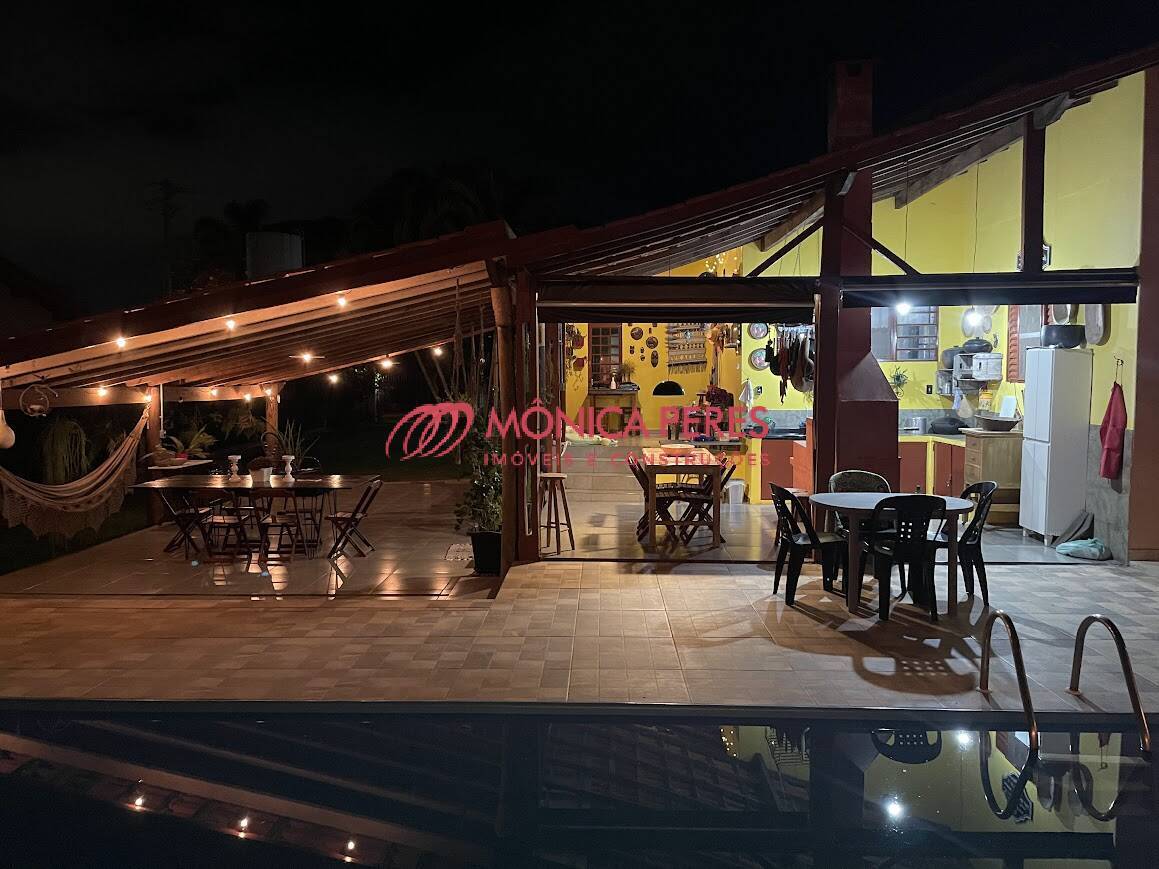 Casa, 4 quartos, 200 m² - Foto 57