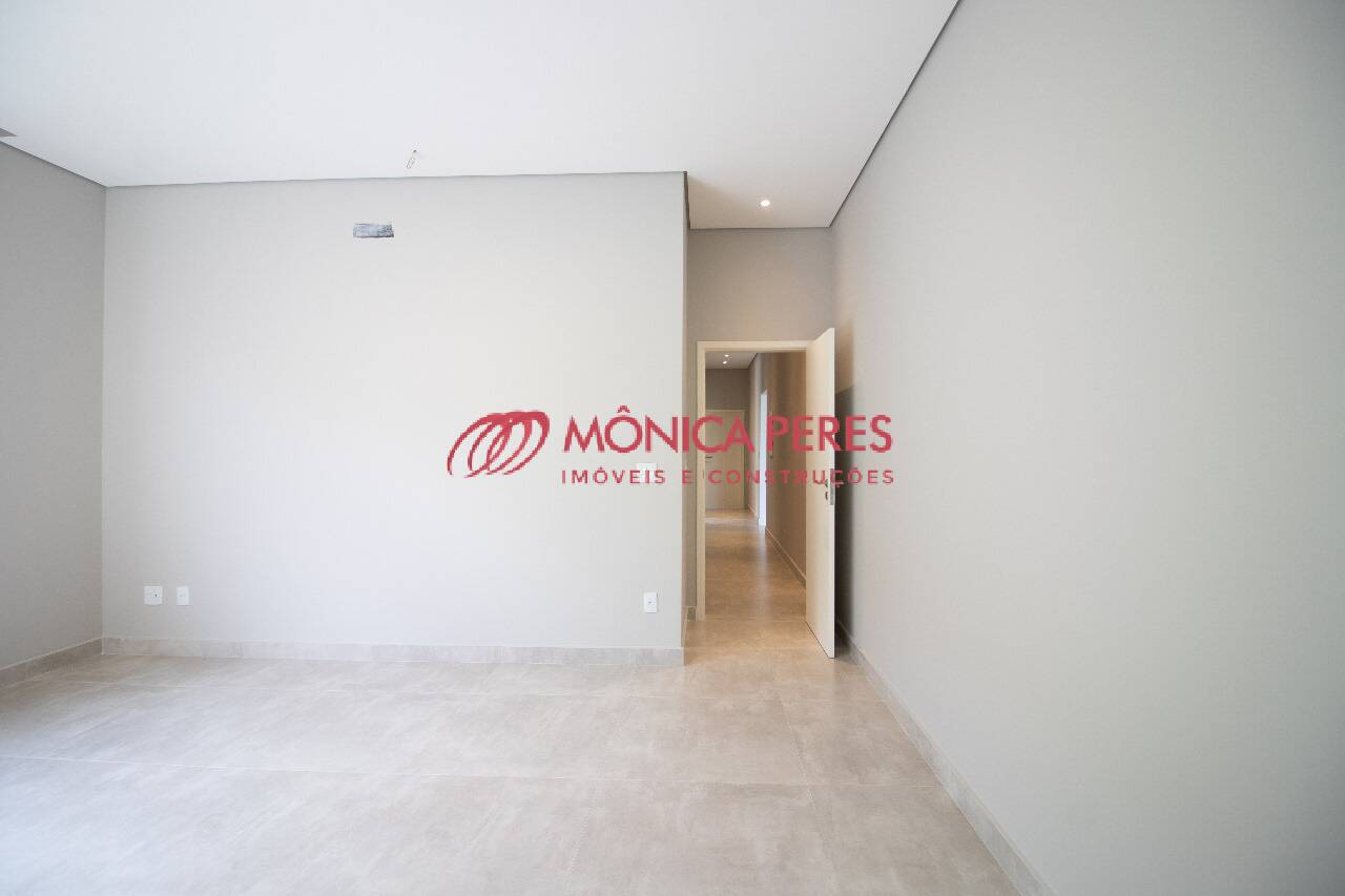 Casa à venda com 4 quartos, 330m² - Foto 10