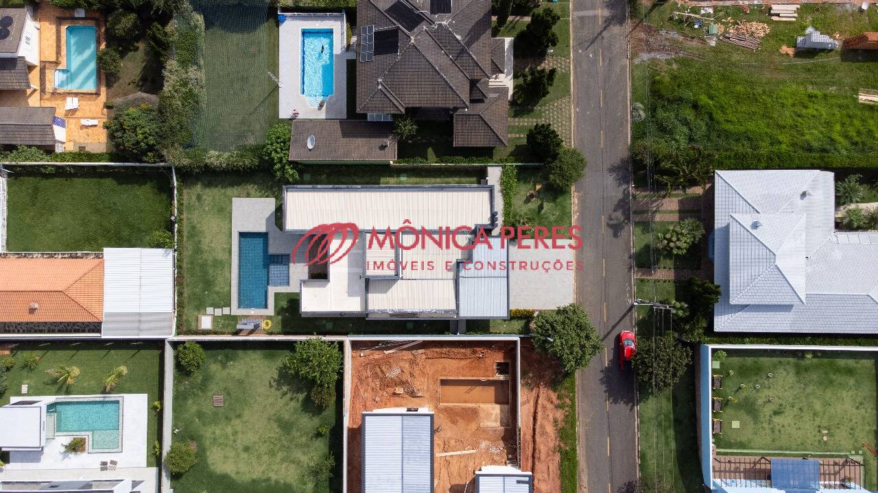 Casa à venda com 4 quartos, 330m² - Foto 12