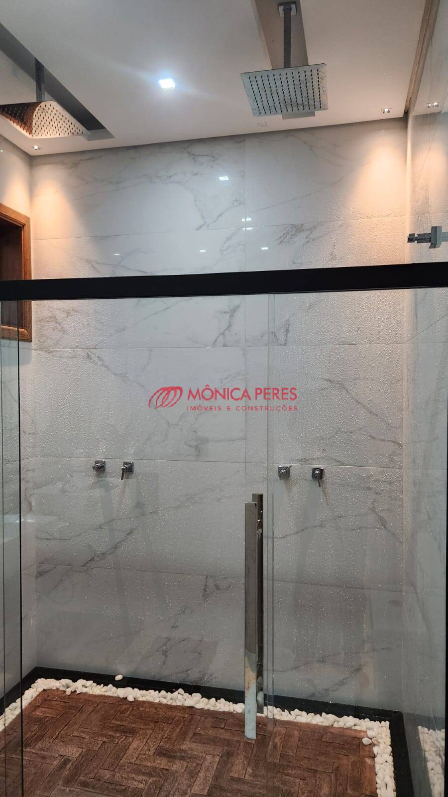 Casa à venda com 3 quartos, 250m² - Foto 11