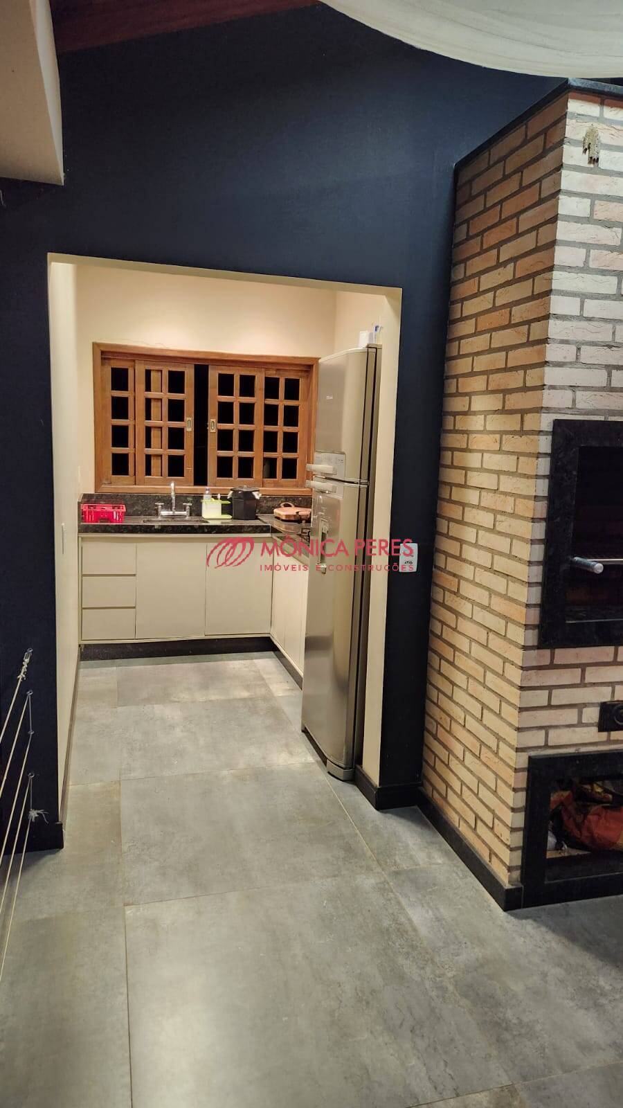 Casa à venda com 3 quartos, 250m² - Foto 13