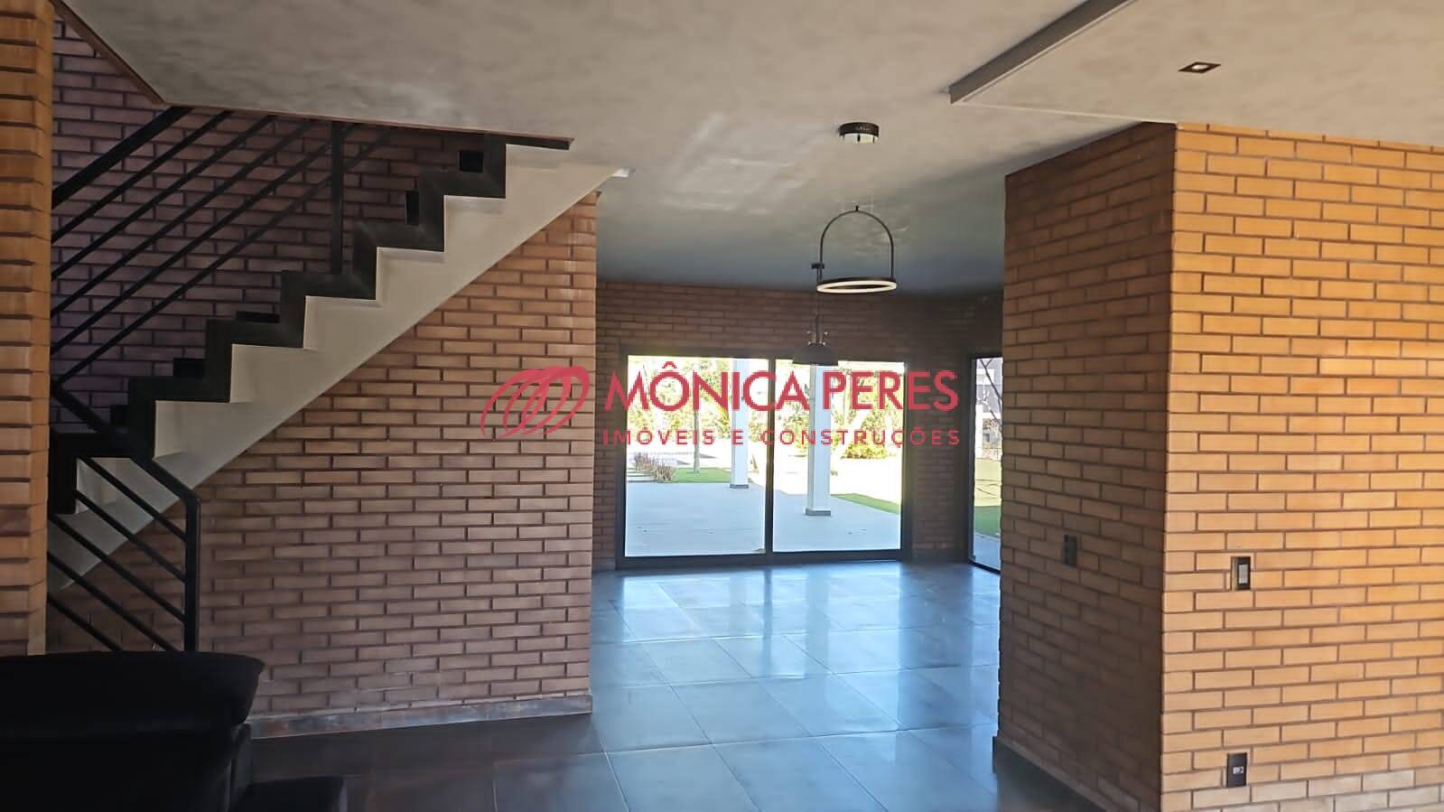 Casa à venda com 3 quartos, 350m² - Foto 4