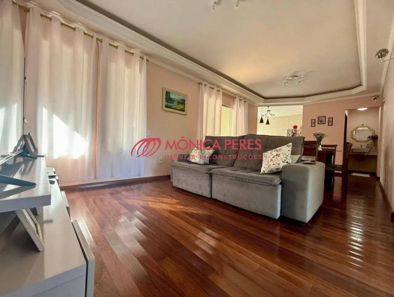 Casa à venda com 3 quartos, 310m² - Foto 18
