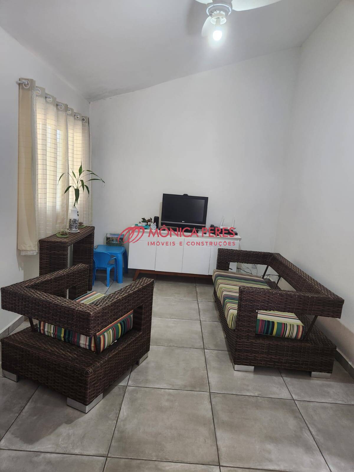Casa à venda com 2 quartos, 2000m² - Foto 7