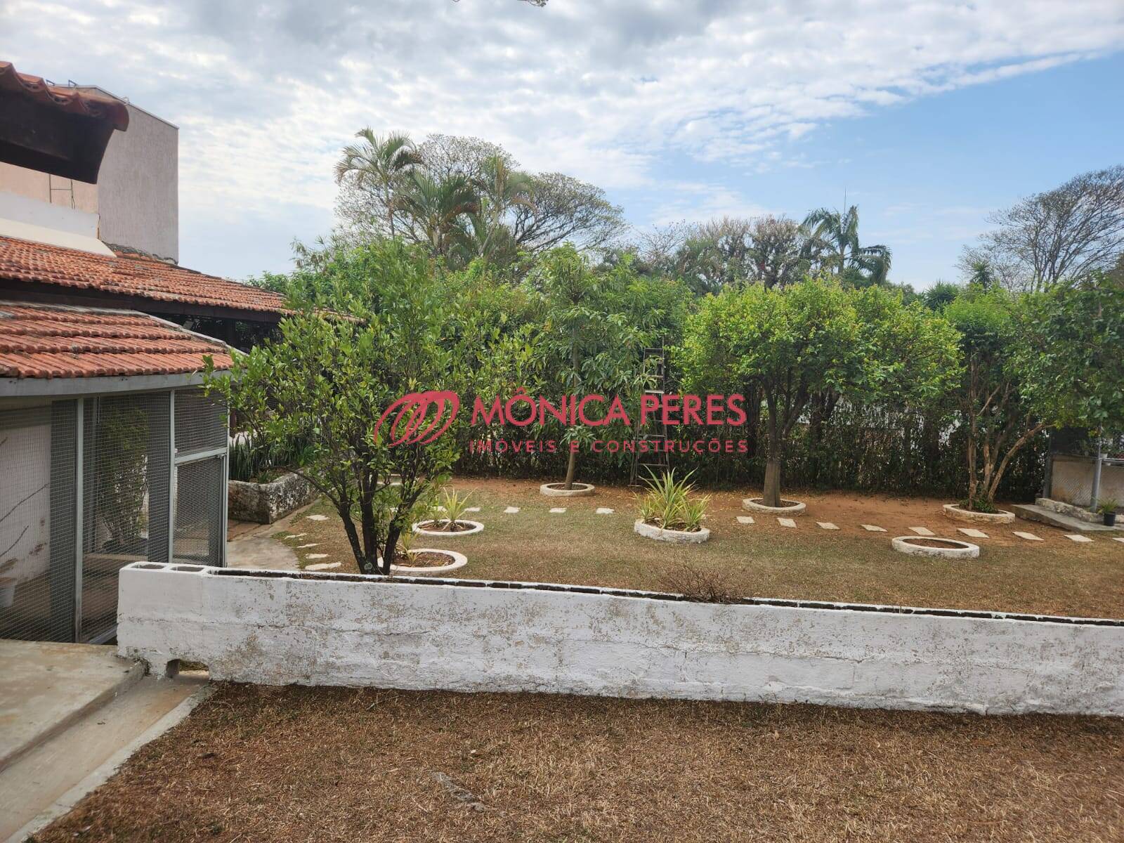 Casa à venda com 2 quartos, 2000m² - Foto 8