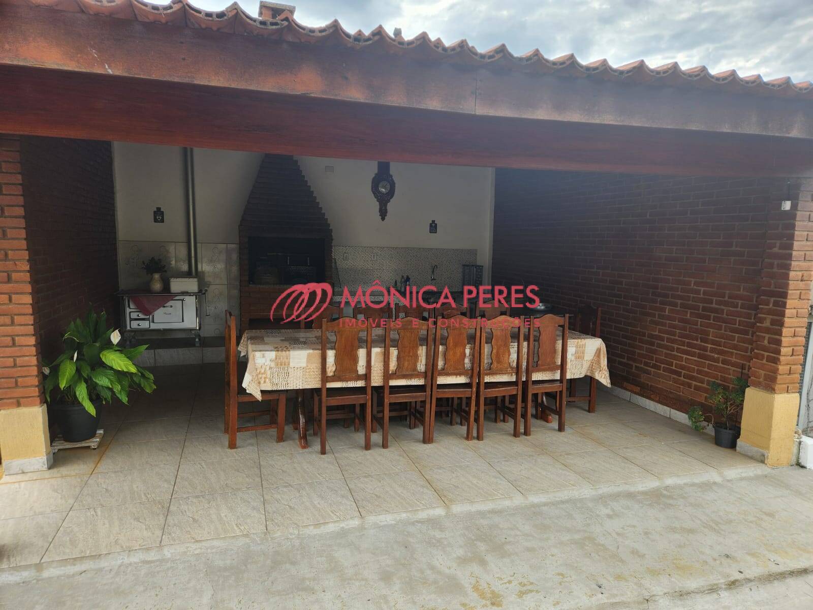 Casa à venda com 2 quartos, 2000m² - Foto 14