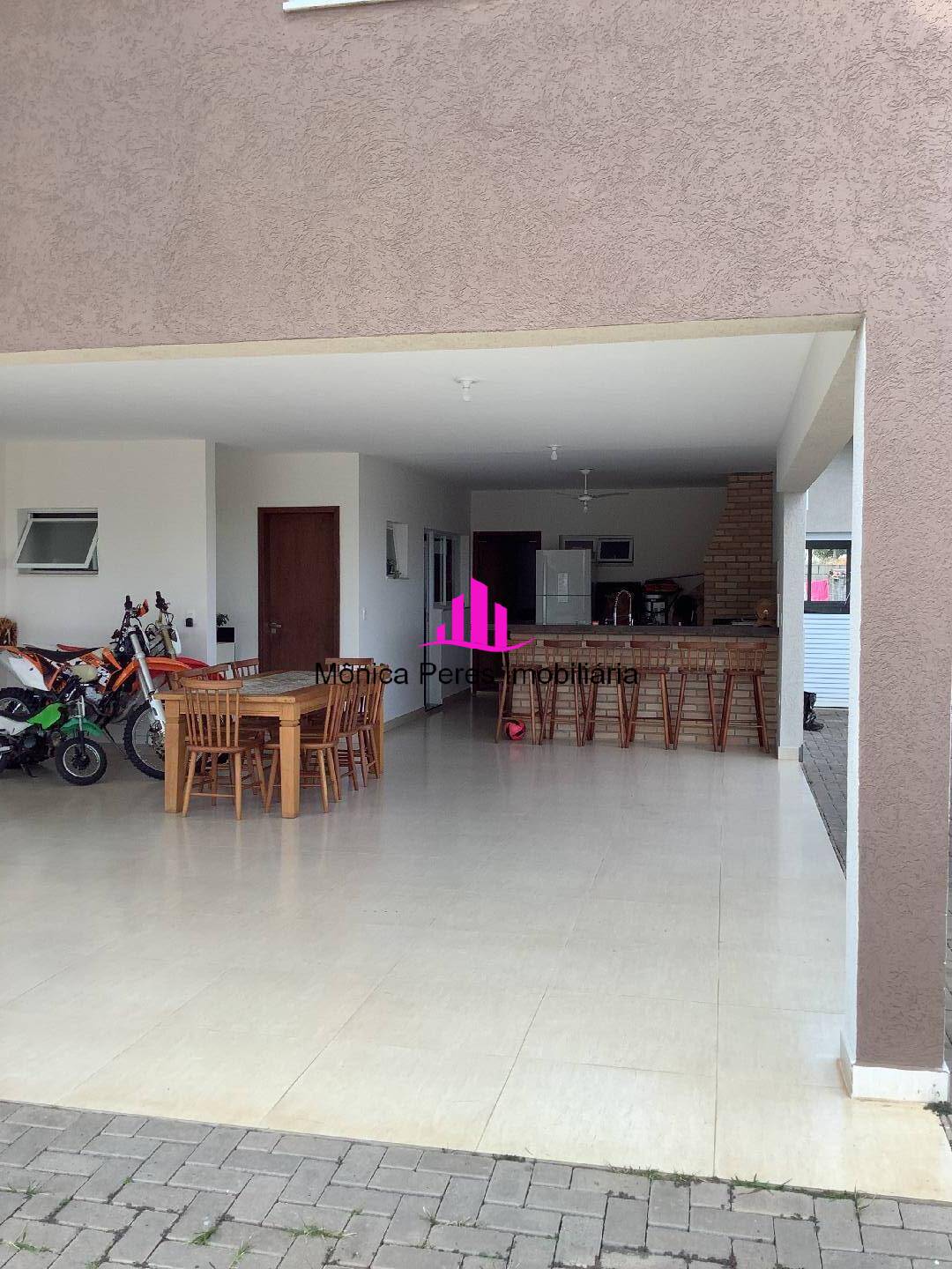 Casa, 3 quartos, 330 m² - Foto 4