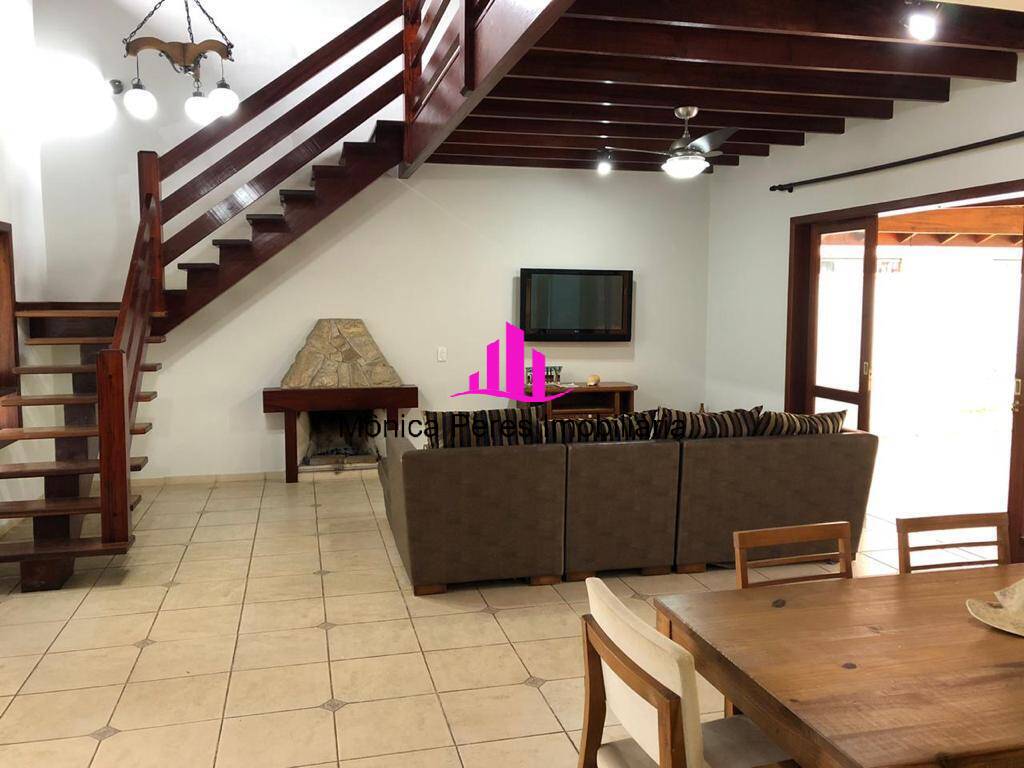 Casa, 4 quartos, 350 m² - Foto 2